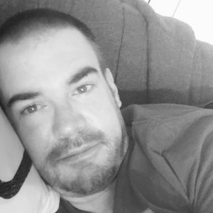 Meet your Posher, Jonathan